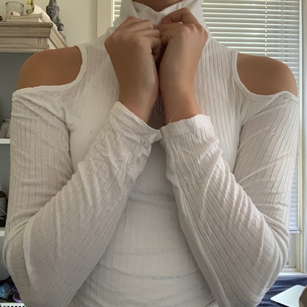 White turtle neck